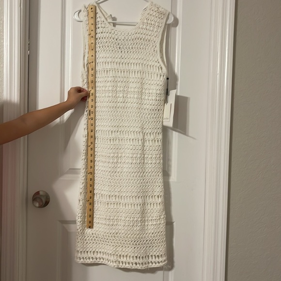 Off White Crocheted Dress with liner/slip NWT - Picture 3 of 6